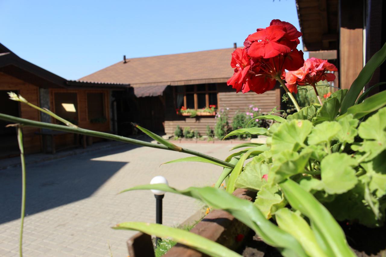 Maetok 4 Pidkovy Motel Podbereztsy Exterior foto